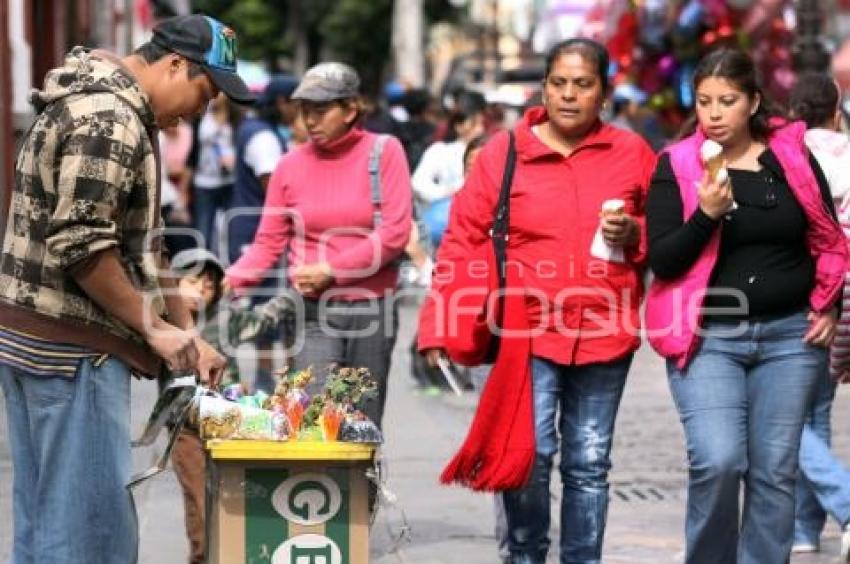 VENDEDORES AMBULANTES