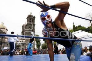 LUCHAS EN EL ZÓCALO