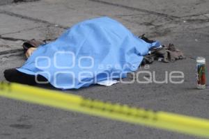 MUERE HOMBRE AL CAER DE EDIFICIO