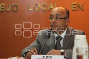 SESIÓN EXTRAORDINARIA DEL IFE