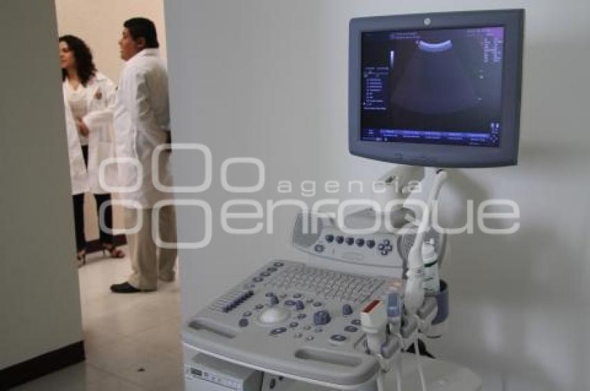 INAUGURAN HOSPITAL DE TETELA DE OCAMPO