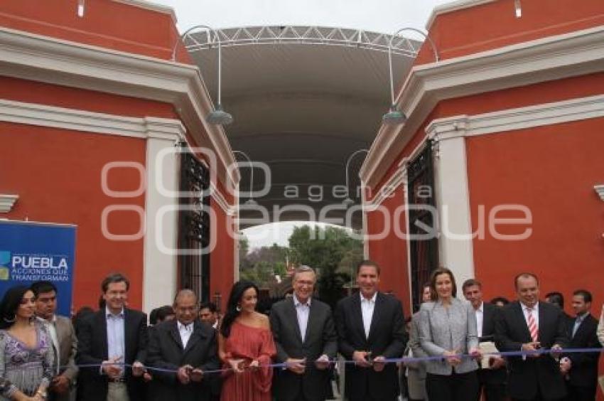 ENTREGAN LA CONSTANCIA A FUNDACIÓN AZTECA