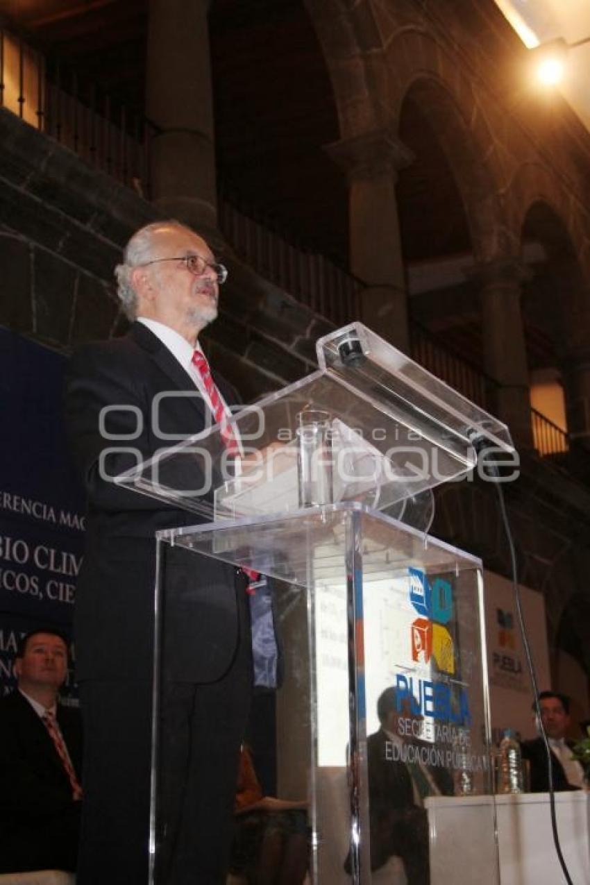 MARIO MOLINA