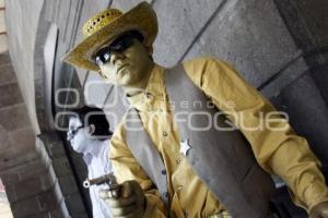 ESTATUA HUMANA SHERIFF