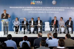MORENO VALLE INAUGURÓ  LATERAL A VW