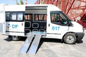 TRANSPORTE PARA PERSONAS CON DISCAPACIDAD