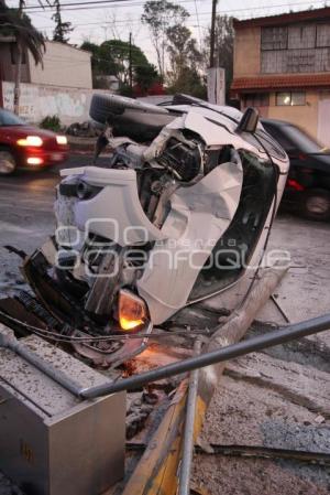 VOLCADURA EN CIRCUITO JUAN PABLO II