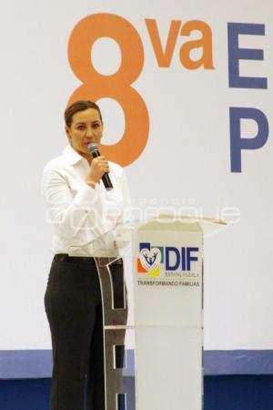 8A ENTREGA CRÉDITO A LA PALABRA DE LA MUJER