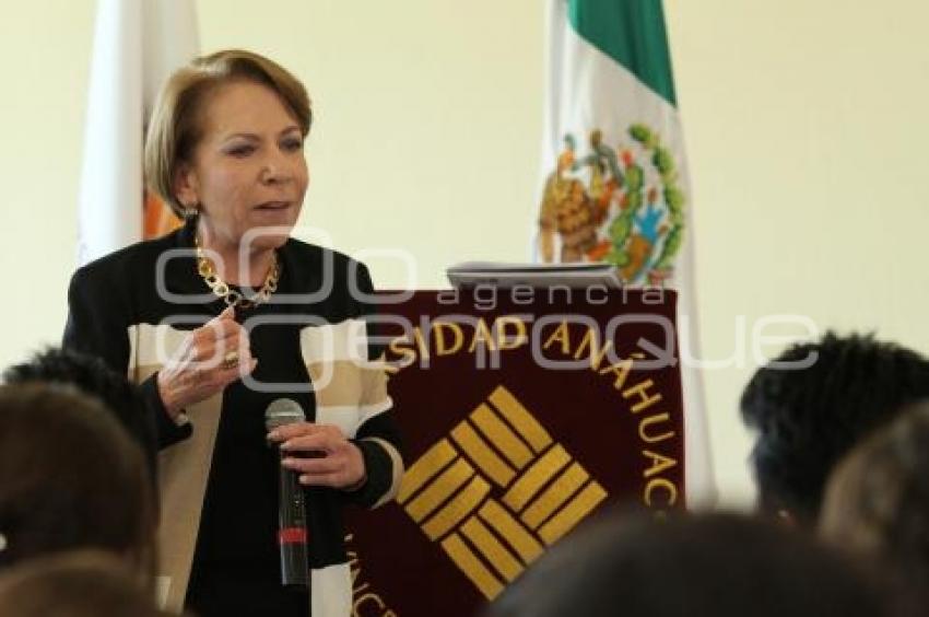 GEORGINA KESSEL EN LA ANAHUAC