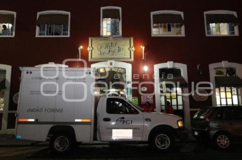 MUJER SE SUICIDA VESTIDA DE  BLANCO