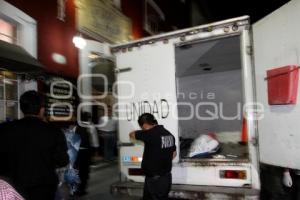 MUJER SE SUICIDA VESTIDA DE BLANCO