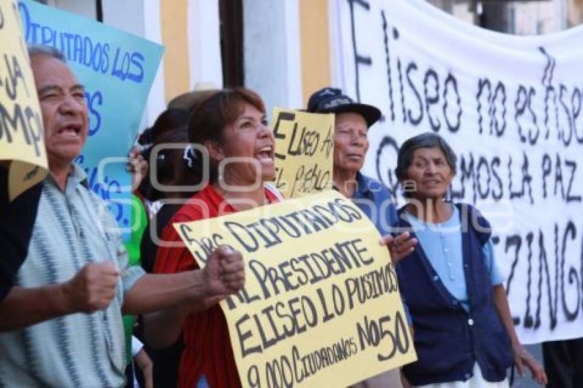 MANIFESTACIÓN ACATZINGO. CONGRESO