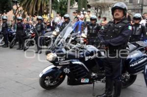 ENTREGA UNIFORMES Y EQUIPO  SEGURIDAD PÚBLICA MPAL