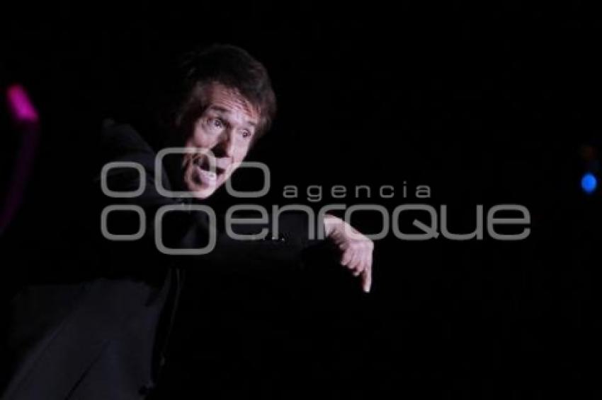 CONCIERTO . RAPHAEL