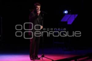 CONCIERTO . RAPHAEL