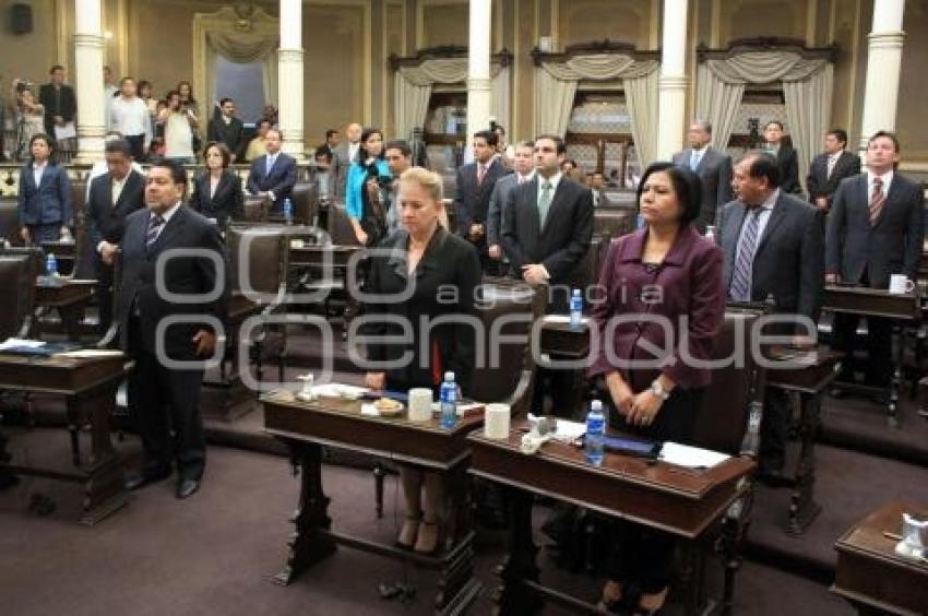 MINUTO DE SILENCIO EN EL CONGRESO