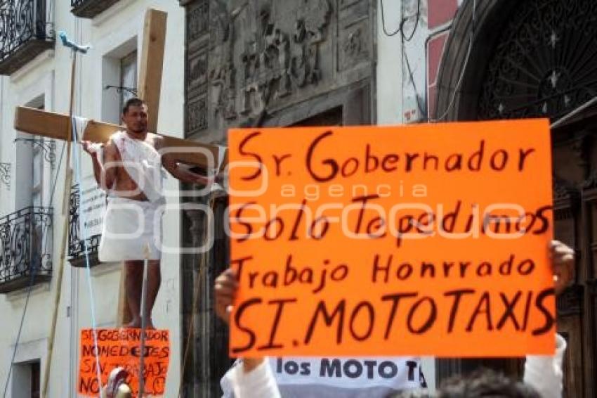 MANIFESTACIÓN MOTOTAXIS