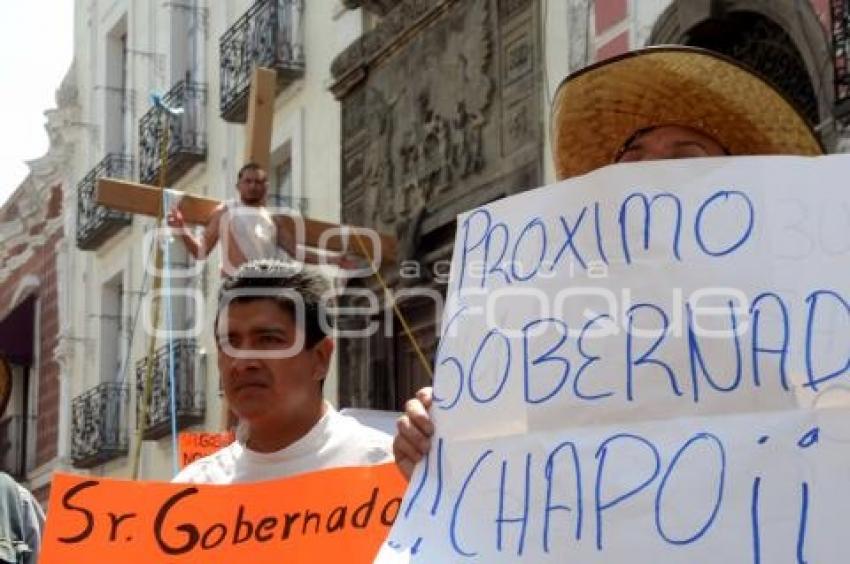 CARTELES MANIFESTACIÓN MOTOTAXIS