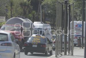 REJAS EN ACCESOS . CASA PUEBLA