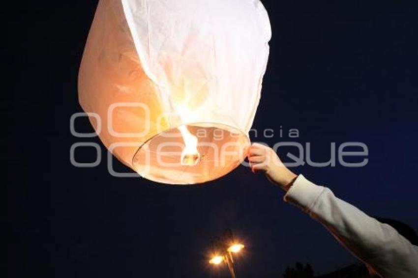 GLOBOS DE CANTOYA