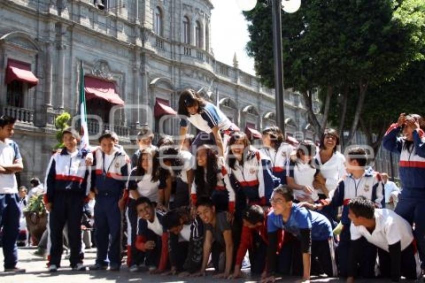 EVACUACIÓN EDIFICIOS TRAS SISMO