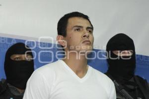 PGJ . ASALTANTES JOYERÍA