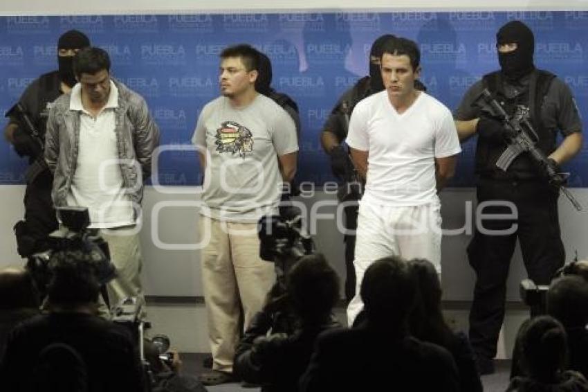PGJ . ASALTANTES JOYERÍA