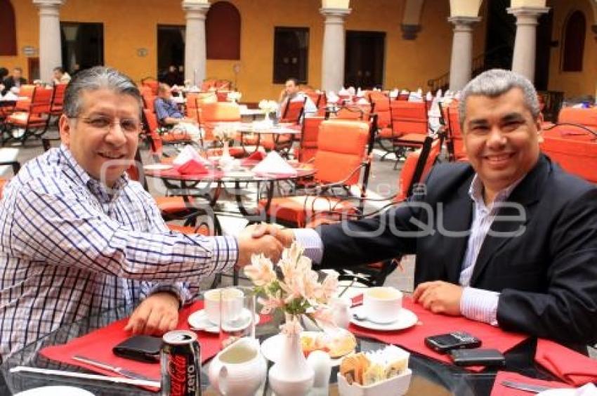 DOGER Y ZAVALA