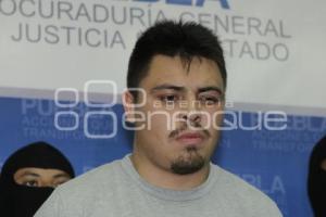 PGJ . ASALTANTES JOYERÍA