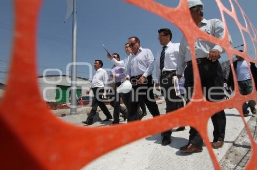 SUPERVISAN OBRAS METROBÚS