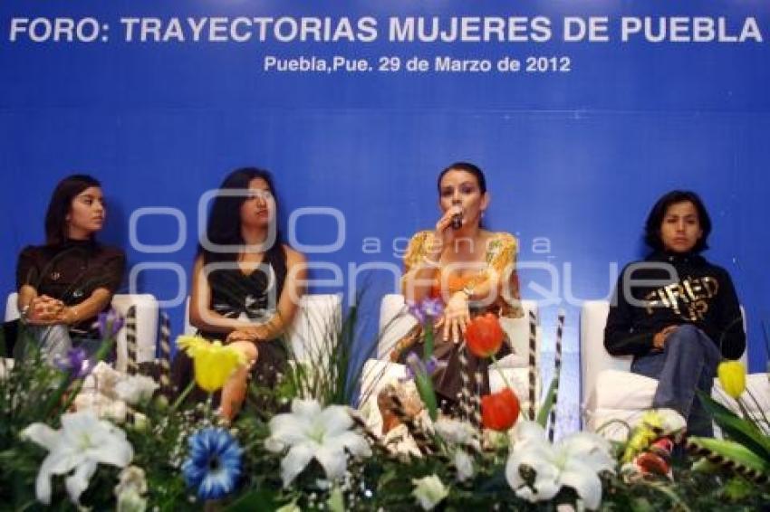 FORO TRAYECTORIA DE MUJERES EN PUEBLA