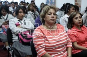 FORO TRAYECTORIA MUJERES