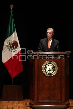 CUARTO INFORME DE LUIS ERNESTO DERBEZ . UDLAP