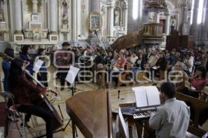 PASIÓN, MÚSICA ANTIGUA