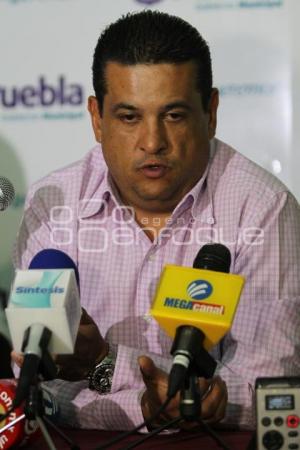 GUSTAVO ARIZA