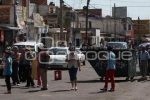 CIERRAN AVENIDA XONACATEPEC