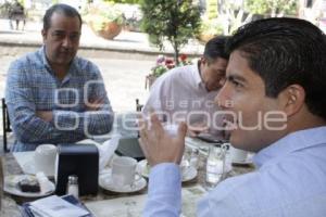 EDUARDO RIVERA Y SECRETARIOS DEL AYUNTAMIENTO