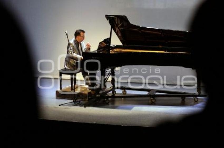 FESTIVAL 5 DE MAYO. CONCIERTO DE PIANO