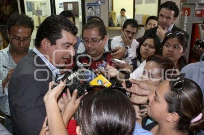 CARLOS MONTIEL DENUNCIA EXTORSIÓN