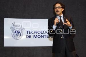 GABRIEL QUADRI EN EL TEC DE MONTERREY