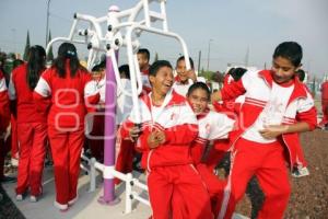 INAUGURAN GIMNASIO MPAL EN COL. SNTE