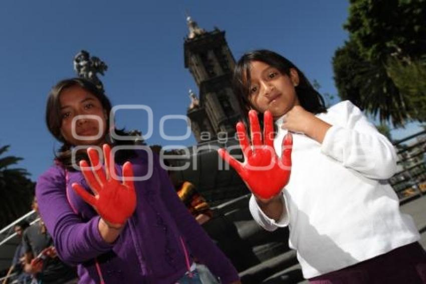 MANIFESTACIÓN CONTRA LA TAUROMÁQUIA