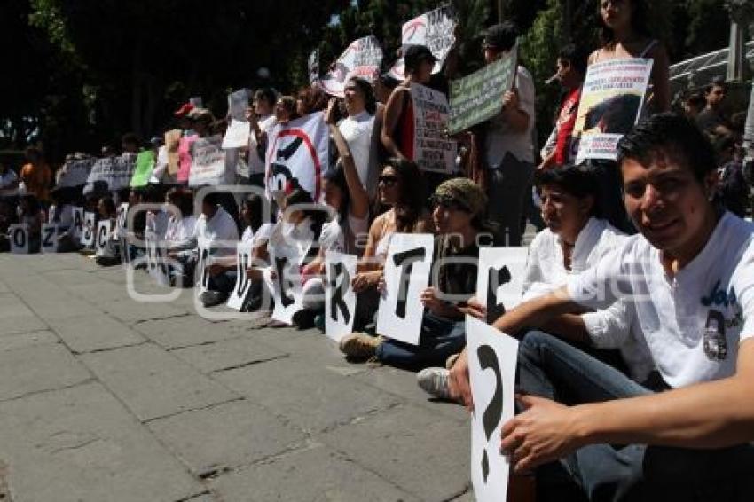 MANIFESTACIÓN CONTRA LA TAUROMÁQUIA