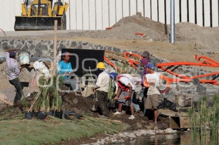 CONSTRUYEN LAGO ARTIFICIAL