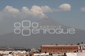 FUMAROLA VOLCÁN POPOCATÉPETL