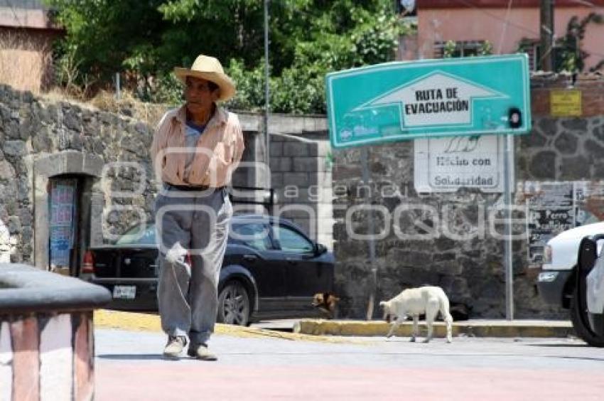 MANZANILLA VISITA SANTIAGO XALITZINTLA