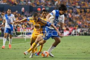 FUTBOL . TIGRES VS PUEBLA