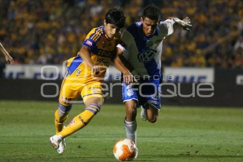 FUTBOL . TIGRES VS PUEBLA