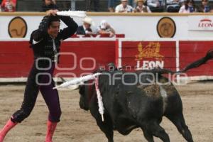 TORERO ISRAEL TÉLLEZ