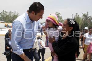 MORENO VALLE ENTREGA JUGUETES A NIÑOS